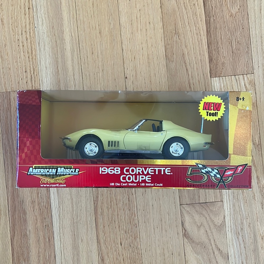 1968 50th Anniversary Corvette Coupe 1:18 Scale Die- Cast Model-NIB